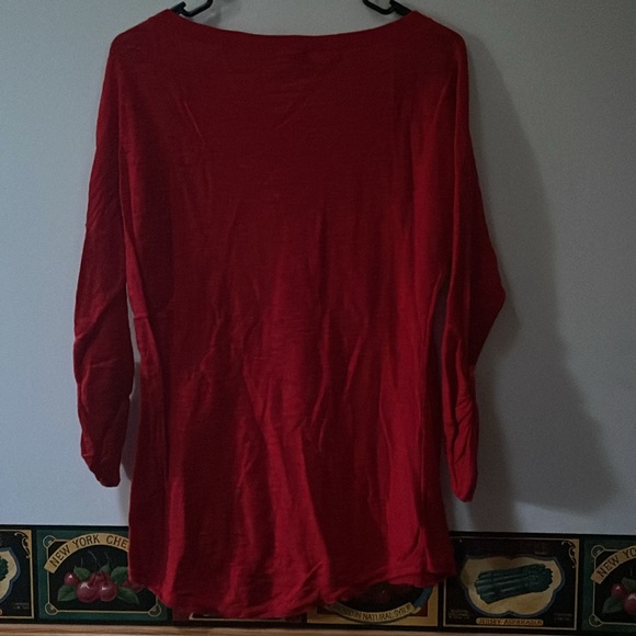 Women’s Red Shirt/Blouse with three-quarter length sleeves - Picture 2 of 2